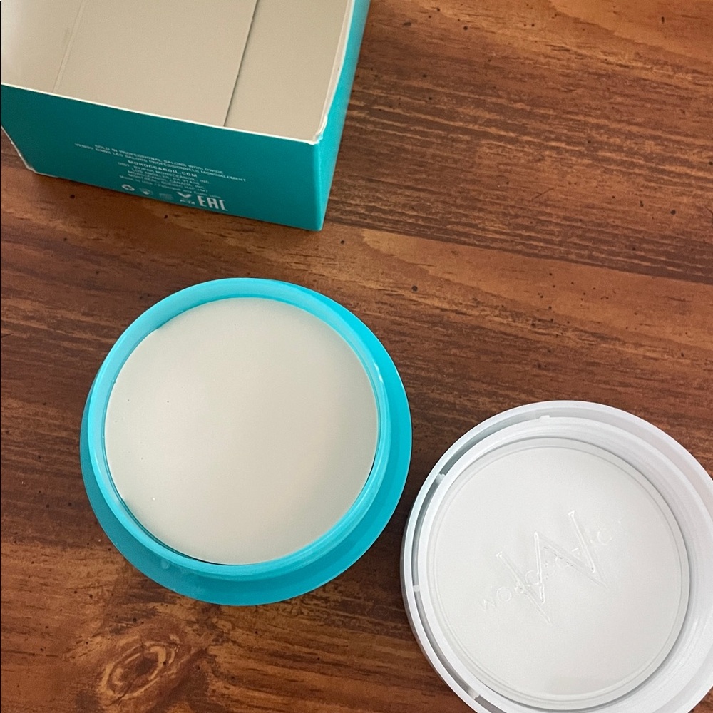 Moroccanoil Texture Clay - Picture 4 of 4